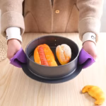 2pcs Thicken Baking silicone oven mitts Microwave Oven Glove Heat Insulation Anti-slip Bowl Pot Clips kitchen gloves - Image 3